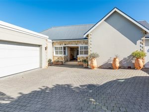 3 Bed House in Kingswood Golf Estate