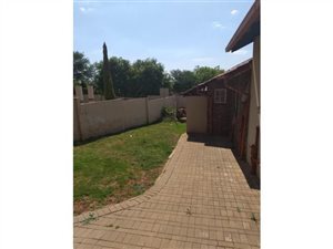 4 Bed House in Highveld Techno Park