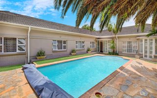 3 Bedroom House in Emmarentia