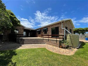 3 Bed House in San Michel