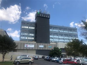 700 m² Commercial space in Florida Park
