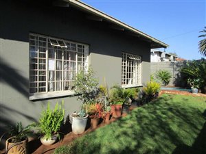 4 Bed House in Fishers Hill