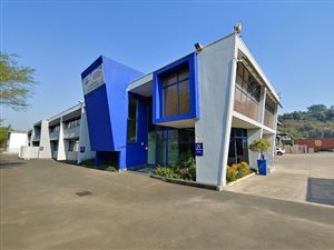 339 m² Commercial space in Briardene