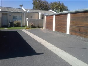 3 Bedroom House in Tableview