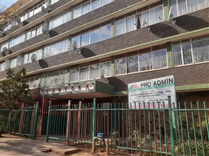 3 Bed Apartment in Arcadia