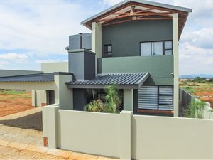 3 Bed House in Waterkloof