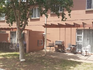 2 Bed Townhouse in Aloe Ridge