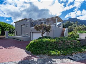 3 Bed House in Hout Bay and surrounds