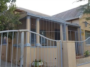 3 Bed House in Herlear