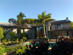5 Bed House in Denver Park