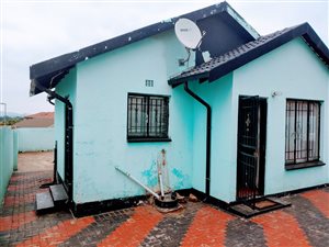 2 Bedroom House in Naturena