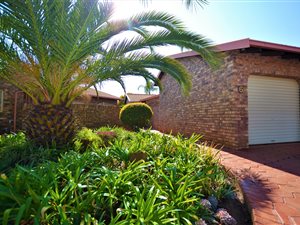 3 Bed Townhouse in Eldoraigne