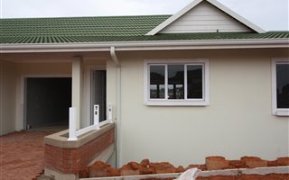 2 Bedroom House in Mt Edgecombe