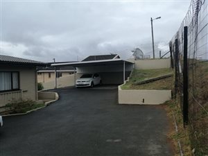 2 Bed Flat in Umhlatuzana