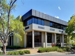 310.5 m² Office Space in Halfway House