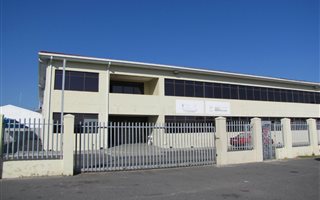 Industrial space in Strand South
