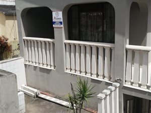 3 Bed House in Risecliff
