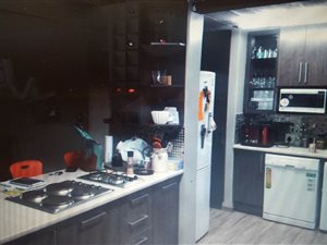 3 Bed Townhouse in Waterkloof Park