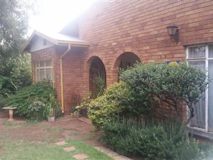 4 Bed House in Pollak Park
