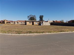 100 m² Land available in Bergsig