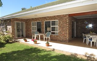 2 Bedroom House in West Bank