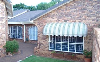 3 Bedroom Simplex in Three Rivers