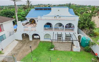 4 Bedroom House in Port Edward