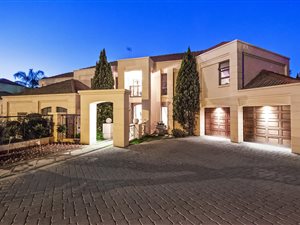 4 Bed House in Woodhill