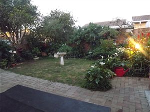 3 Bed Townhouse in Newton Park