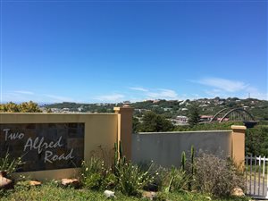 348 m² Land available in East Bank