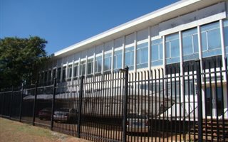 3100 m² Commercial space in Koedoespoort Industrial