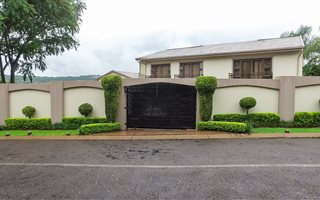 5 Bedroom House in Monument Park