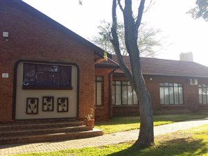 Smallholding in Ivydale