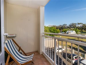 2 Bed Apartment in La Colline