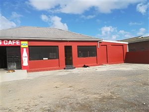 3 Bedroom House in Adriaanse