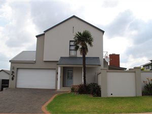3 Bed House in Midstream Hill
