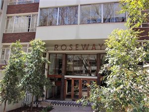 2 Bedroom Apartment in Rosebank
