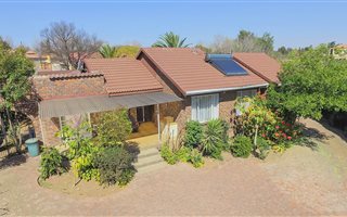 3 Bedroom House in Norkem Park