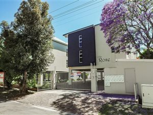 Studio apartment in West Hill