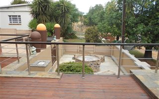 3 Bedroom House in Van Riebeeck Heights