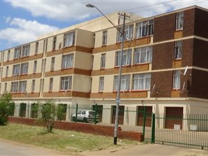 2 Bed Flat in Proclamation Hill