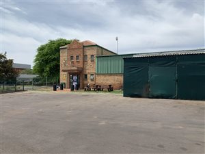 970 m² Industrial space in Gateway Industrial Park