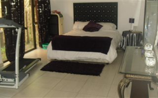 3 Bedroom Townhouse in Amanzimtoti