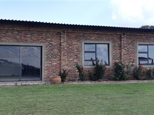 8.7 ha Farm in Wilgeboom AH