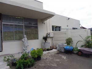 190 m² Commercial space in Bluff