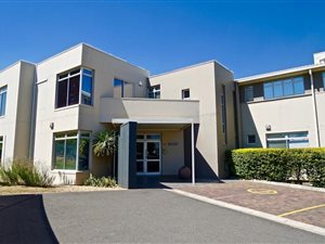 2890 m² Commercial space in Techno Park
