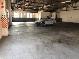358 m² Retail Space in New Germany
