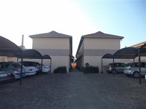 2 Bed Apartment in Claremont