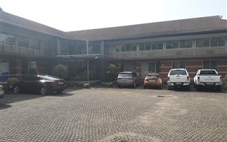 140 m² Commercial space in Cascades