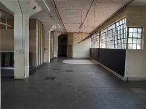 200 m² Commercial space in Bertrams
